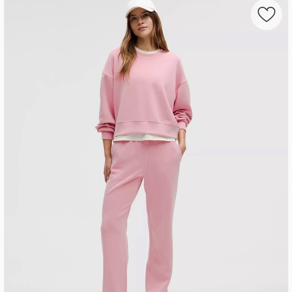 COPY - COPY - Perfectly oversized crop crew softreme in pink tide